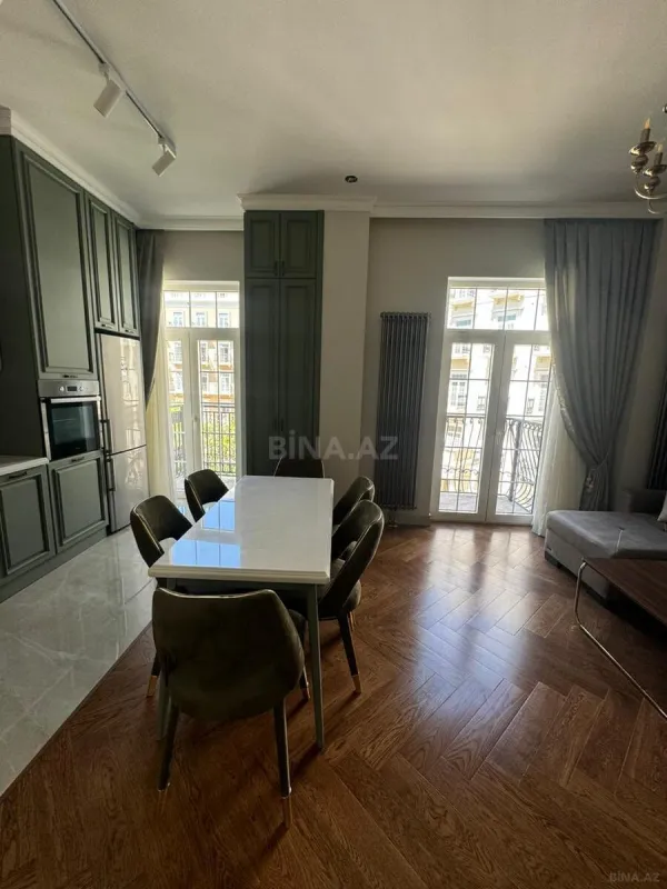 Kirayə verilir 2 otaqlı mənzil 60 m²
