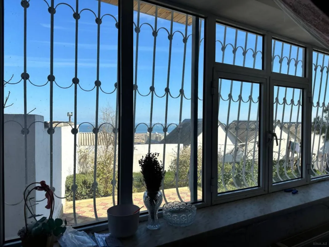 Satılır 5 otaqlı həyət evi 151.7 m²