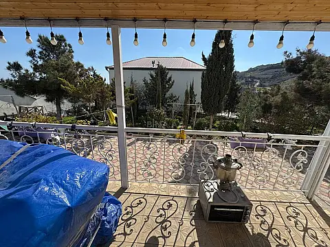 Satılır 5 otaqlı həyət evi 151.7 m²