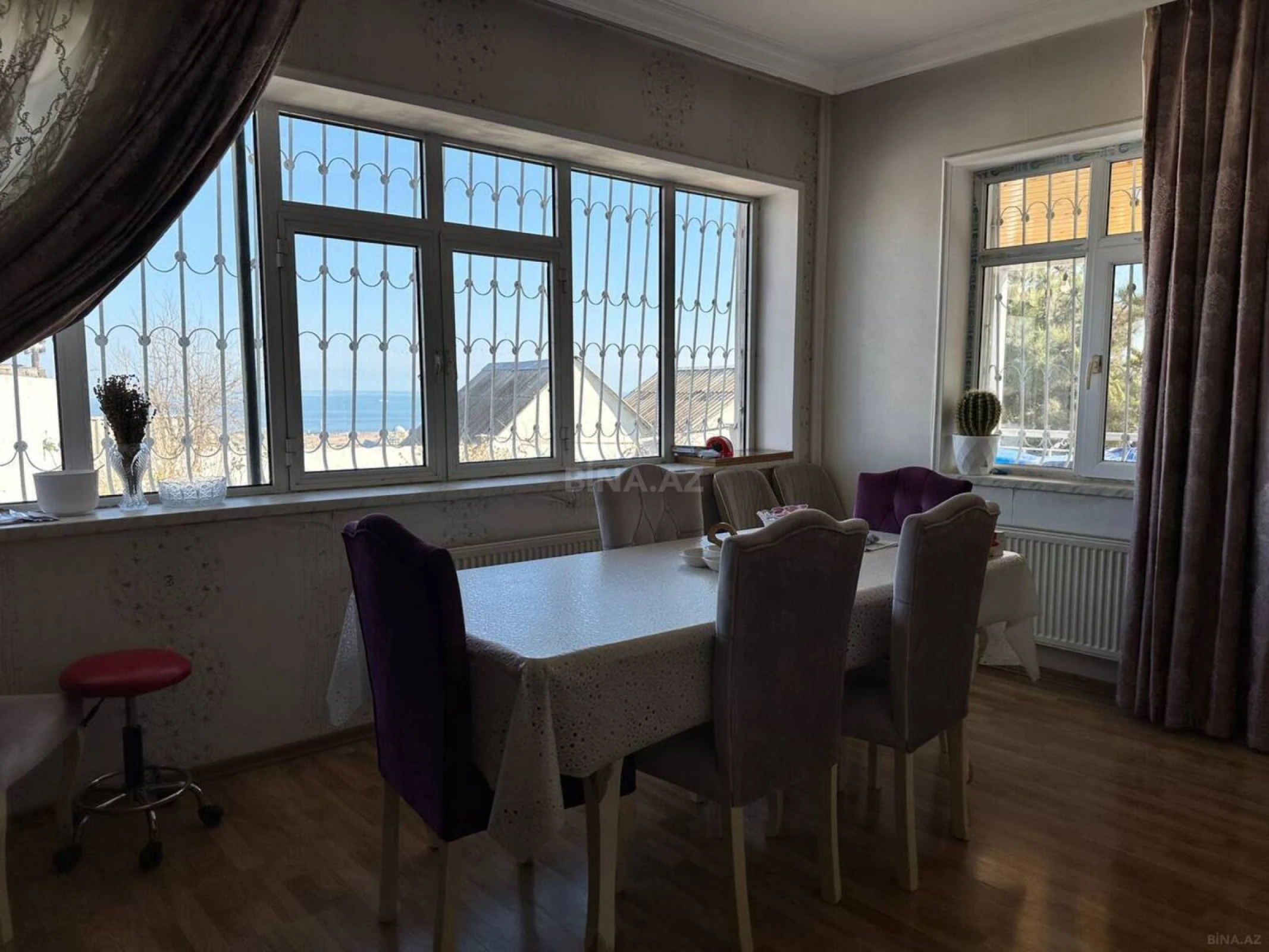 Satılır 5 otaqlı həyət evi 151.7 m²