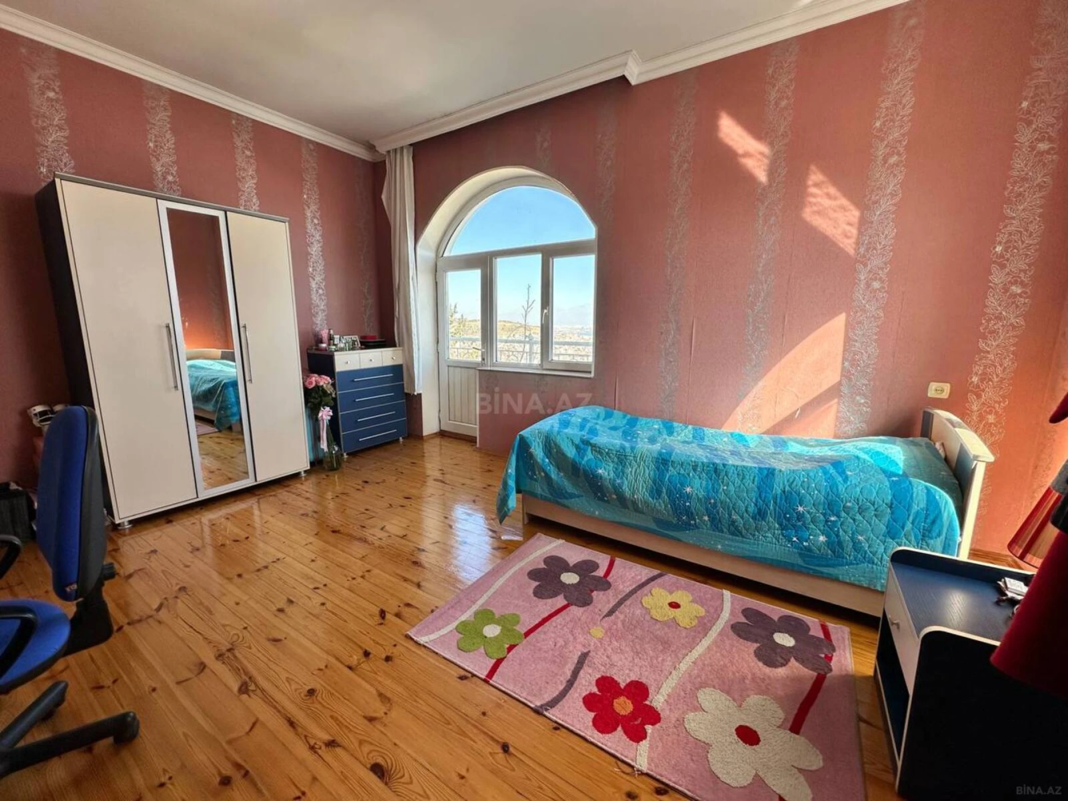 Satılır 5 otaqlı həyət evi 151.7 m²