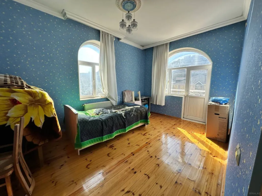 Satılır 5 otaqlı həyət evi 151.7 m²