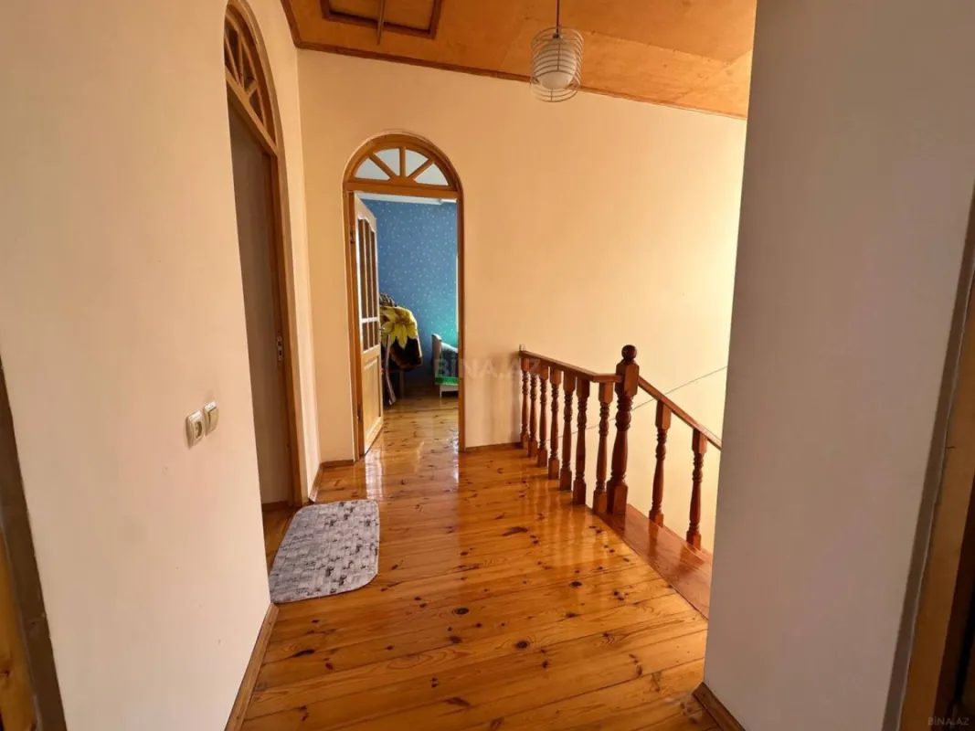Satılır 5 otaqlı həyət evi 151.7 m²