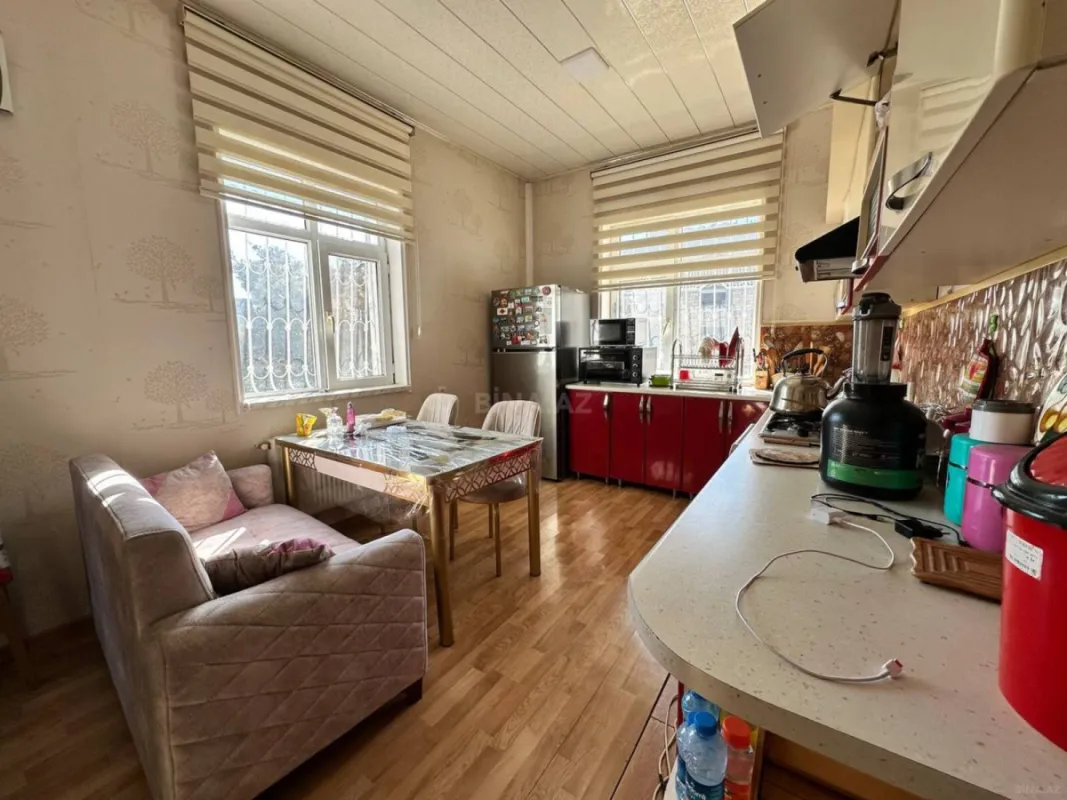 Satılır 5 otaqlı həyət evi 151.7 m²