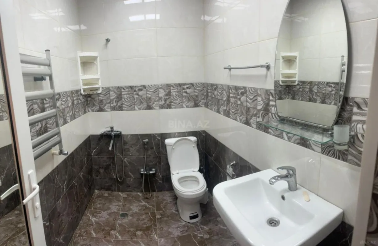 Kirayə verilir 2 otaqlı mənzil 63 m²