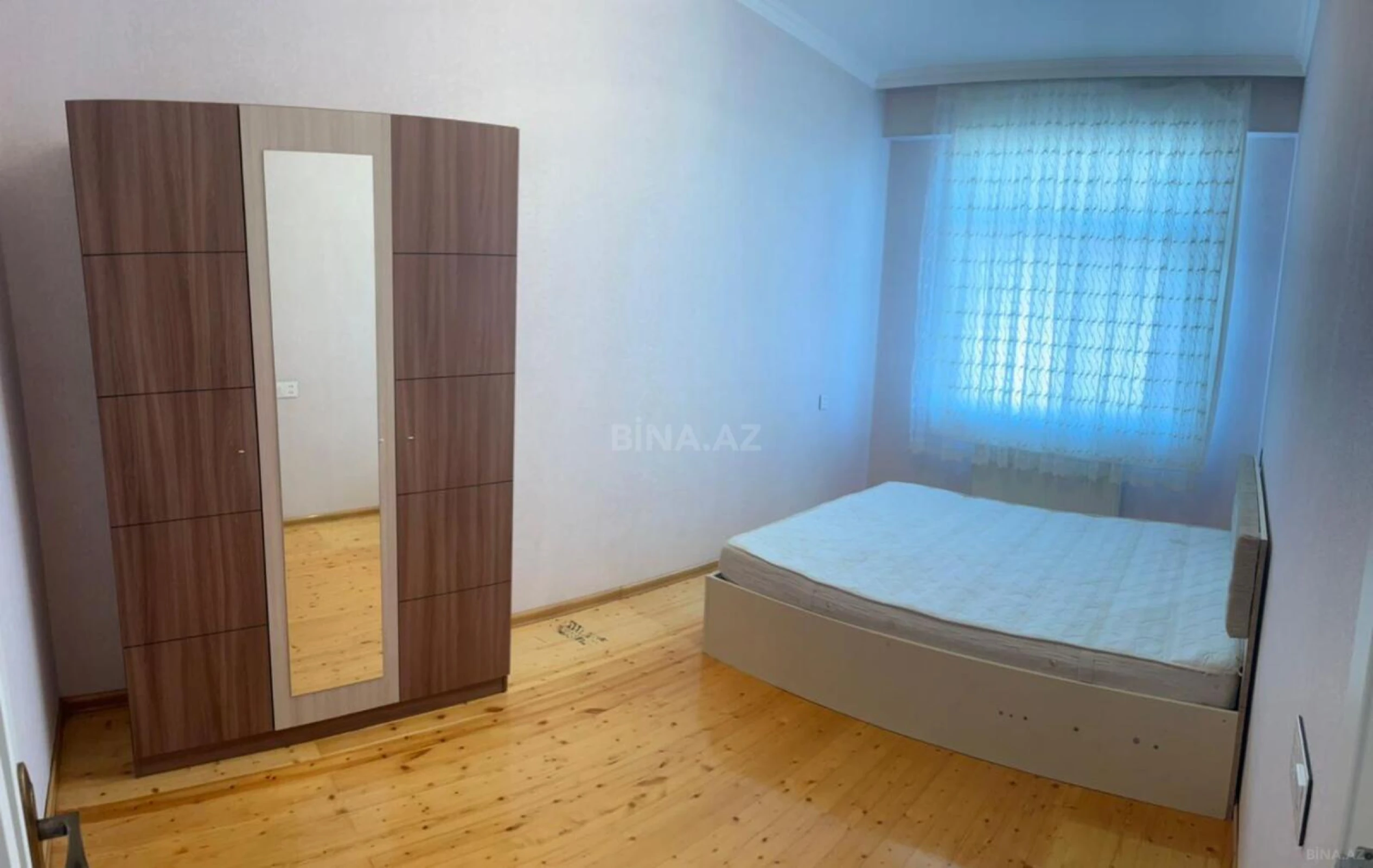 Kirayə verilir 2 otaqlı mənzil 63 m²