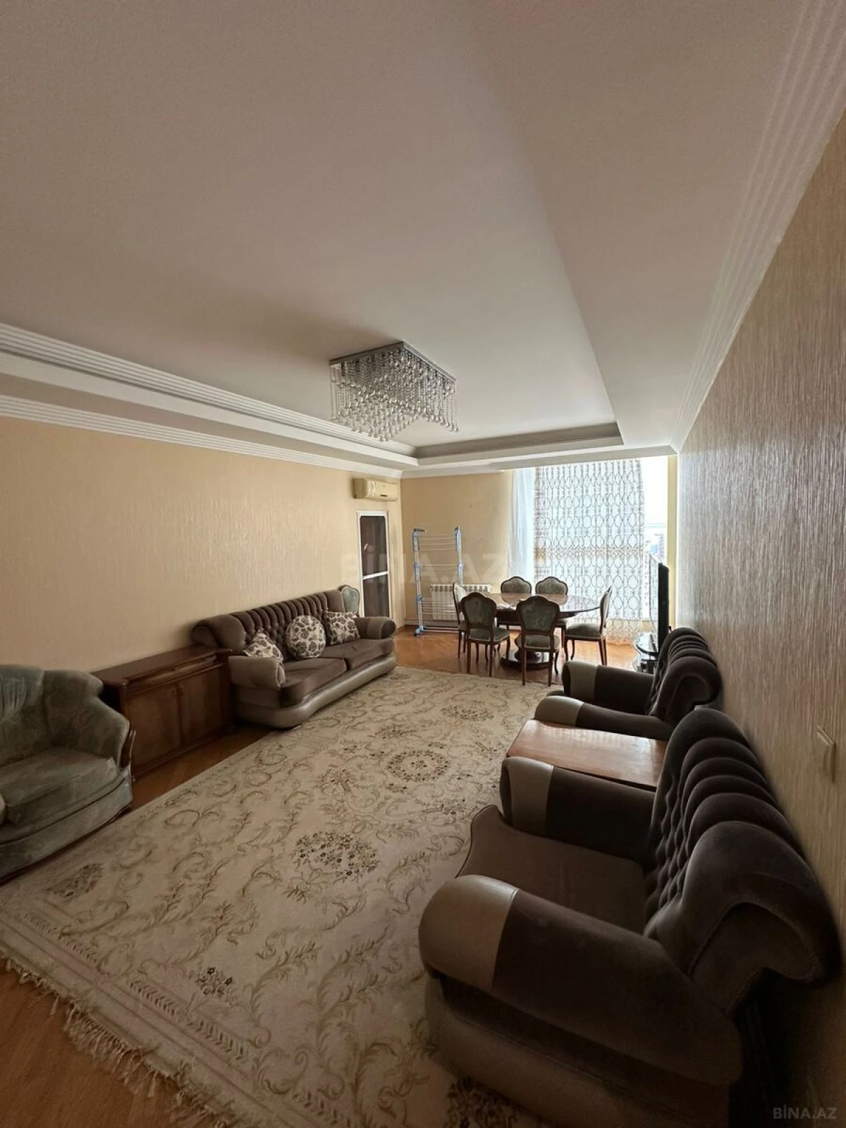 Kirayə verilir 2 otaqlı mənzil 80 m²
