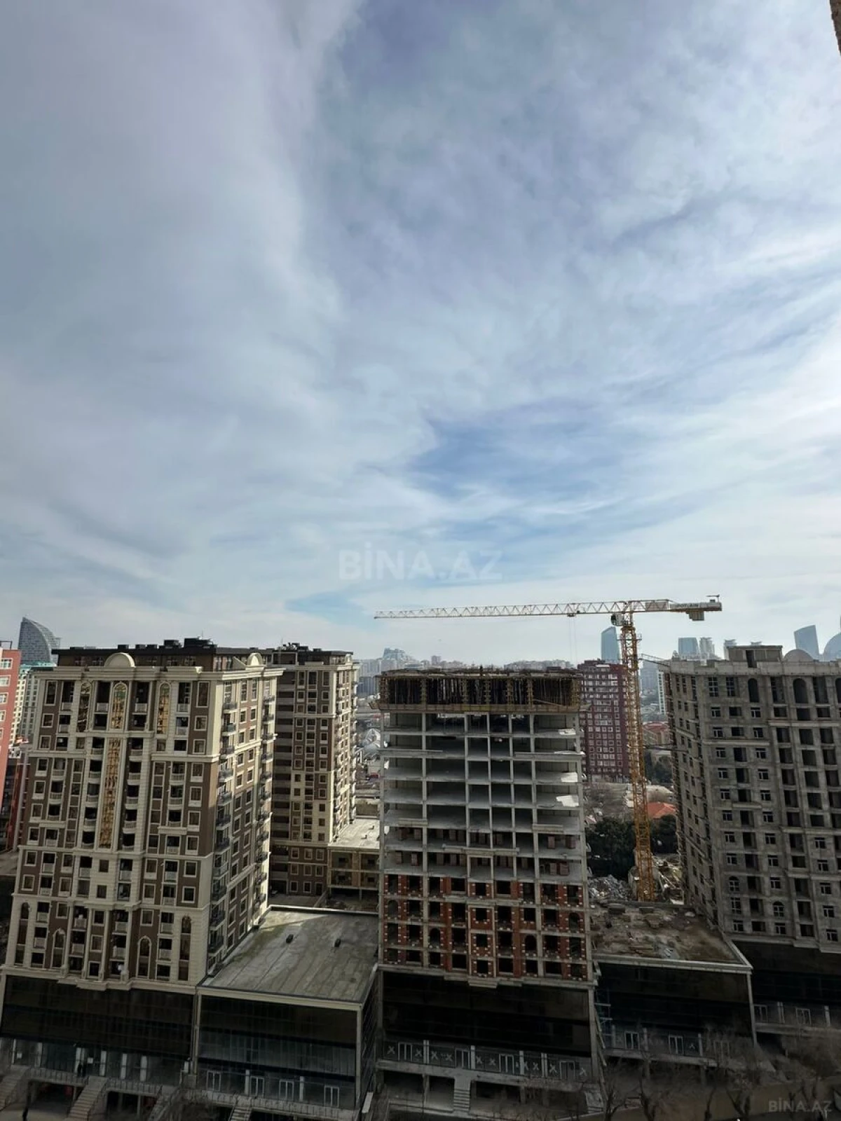 Kirayə verilir 2 otaqlı mənzil 80 m²