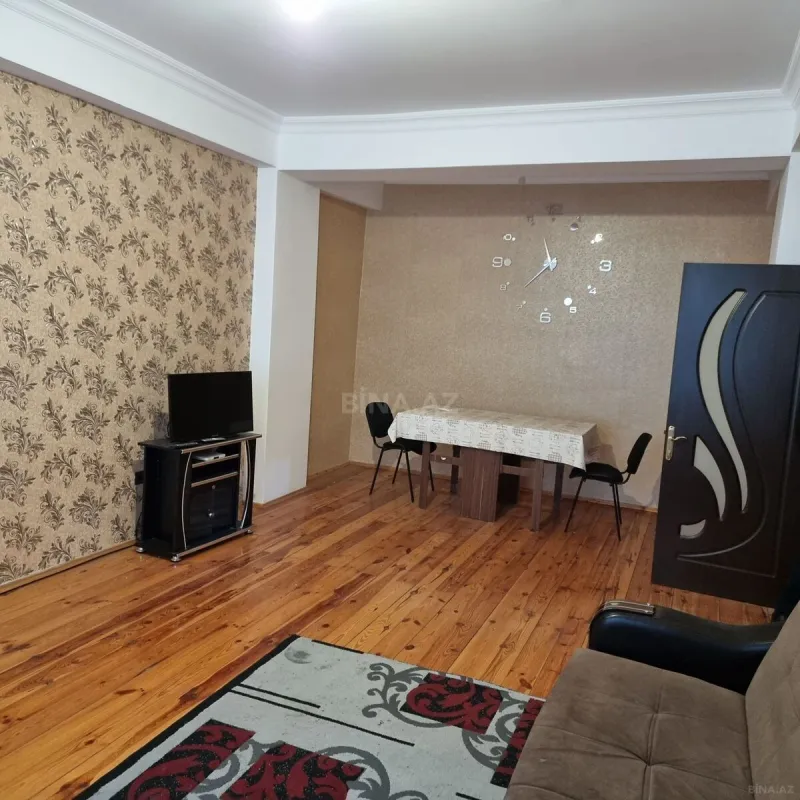 Satılır 2 otaqlı mənzil 98 m²