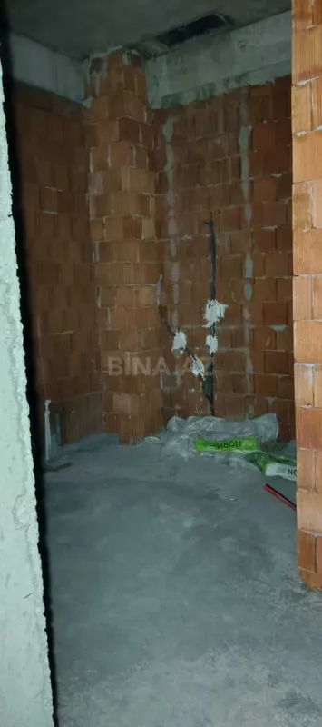 Satılır 2 otaqlı mənzil 114 m²