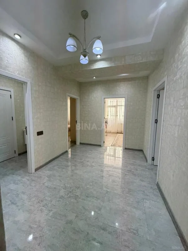 Satılır 2 otaqlı mənzil 91 m²