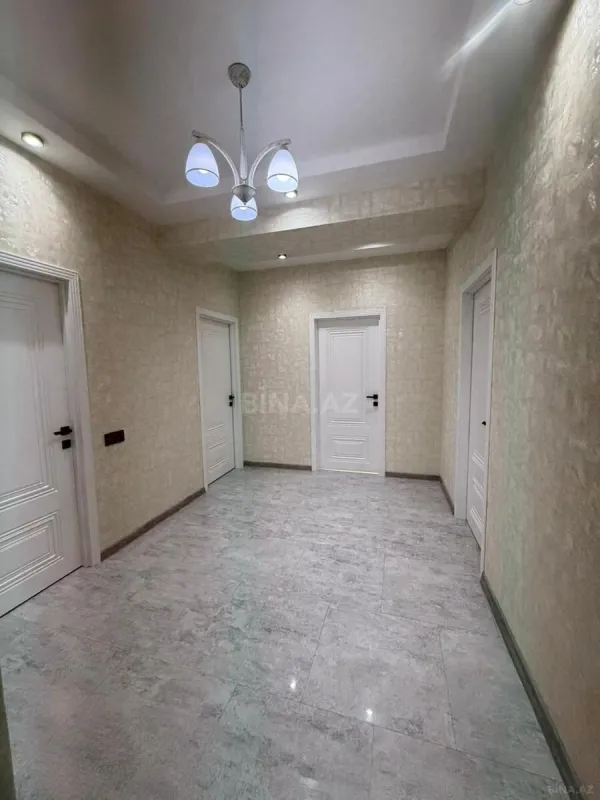 Satılır 2 otaqlı mənzil 91 m²
