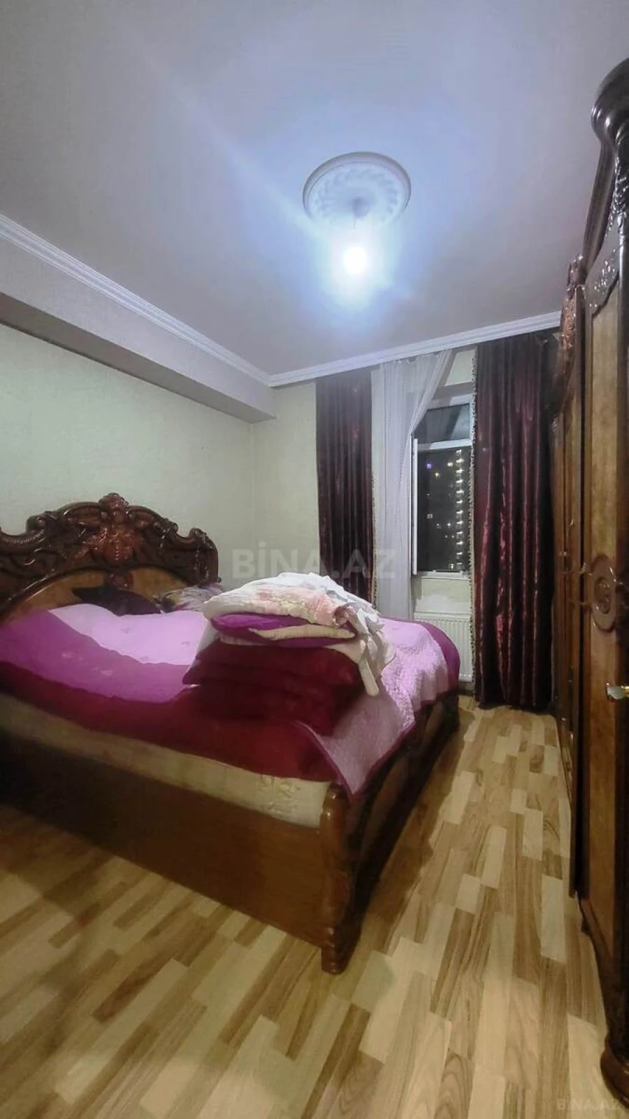 Satılır 2 otaqlı mənzil 76 m²
