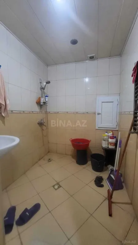 Satılır 2 otaqlı mənzil 76 m²