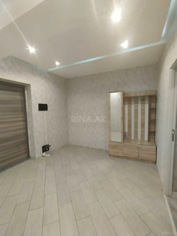 Kirayə verilir 2 otaqlı mənzil 70 m²