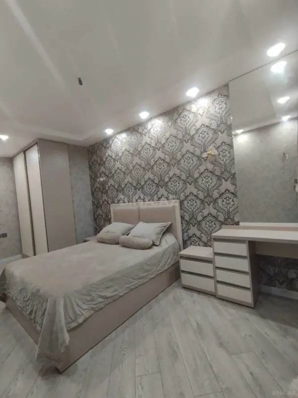Kirayə verilir 2 otaqlı mənzil 70 m²