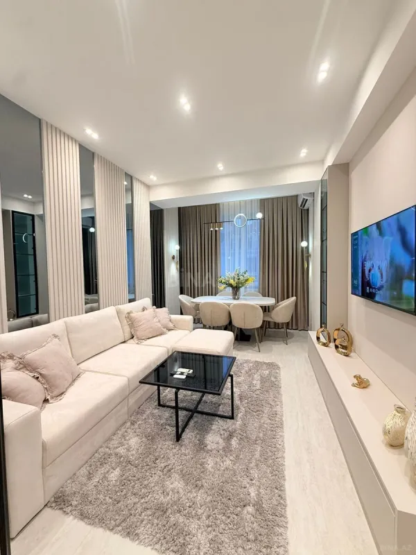 Satılır 2 otaqlı mənzil 70 m²