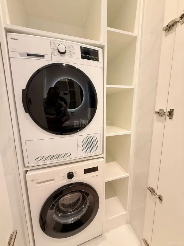 Satılır 2 otaqlı mənzil 70 m²