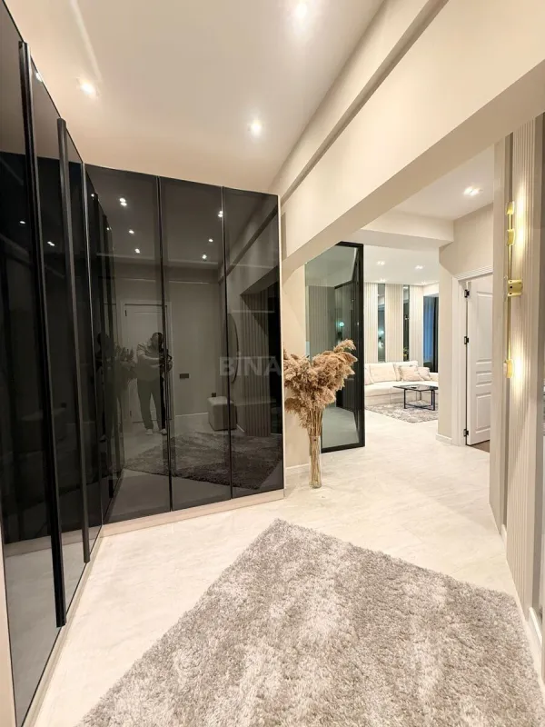 Satılır 2 otaqlı mənzil 70 m²