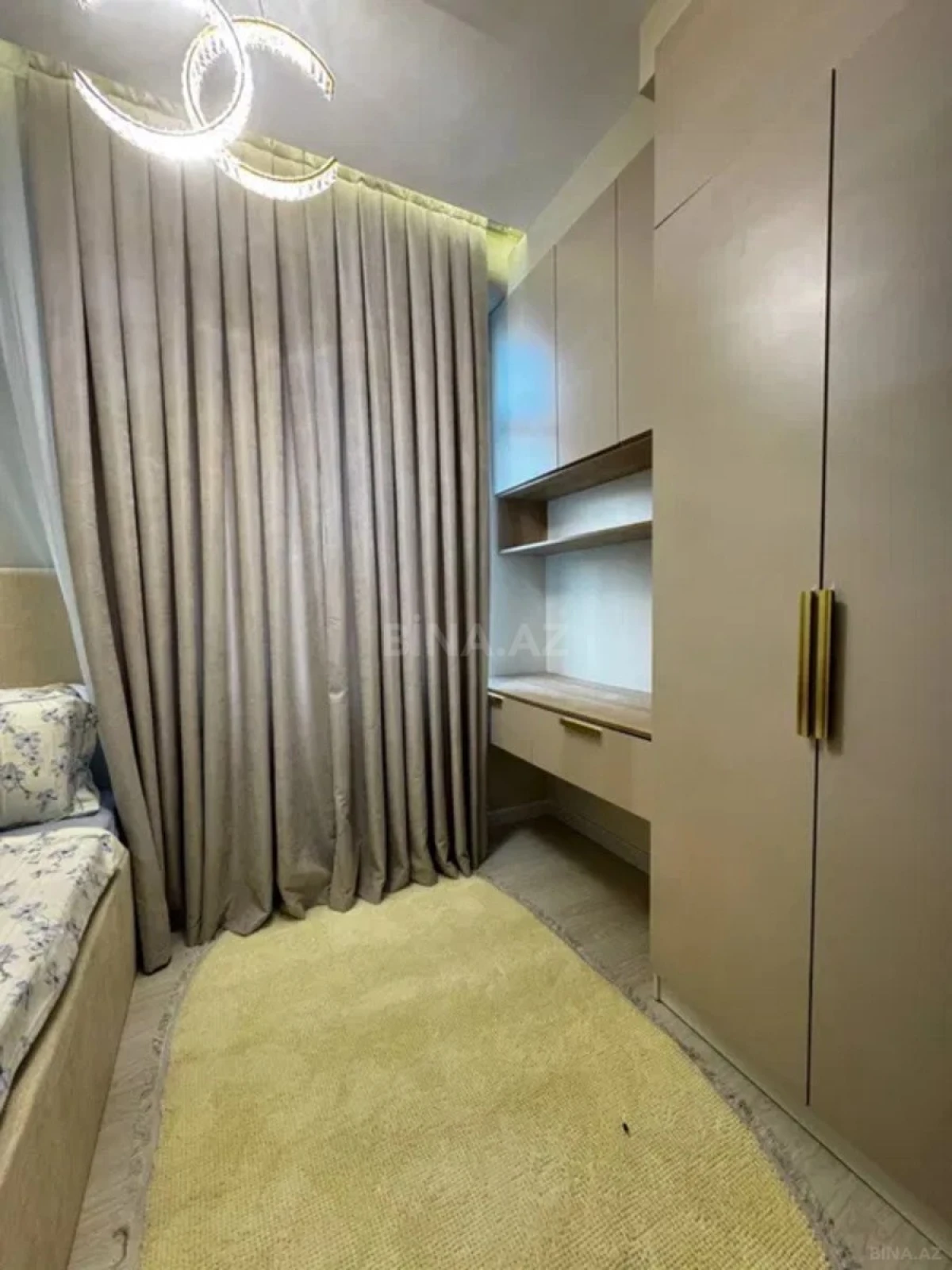 Kirayə verilir 3 otaqlı mənzil 100 m²