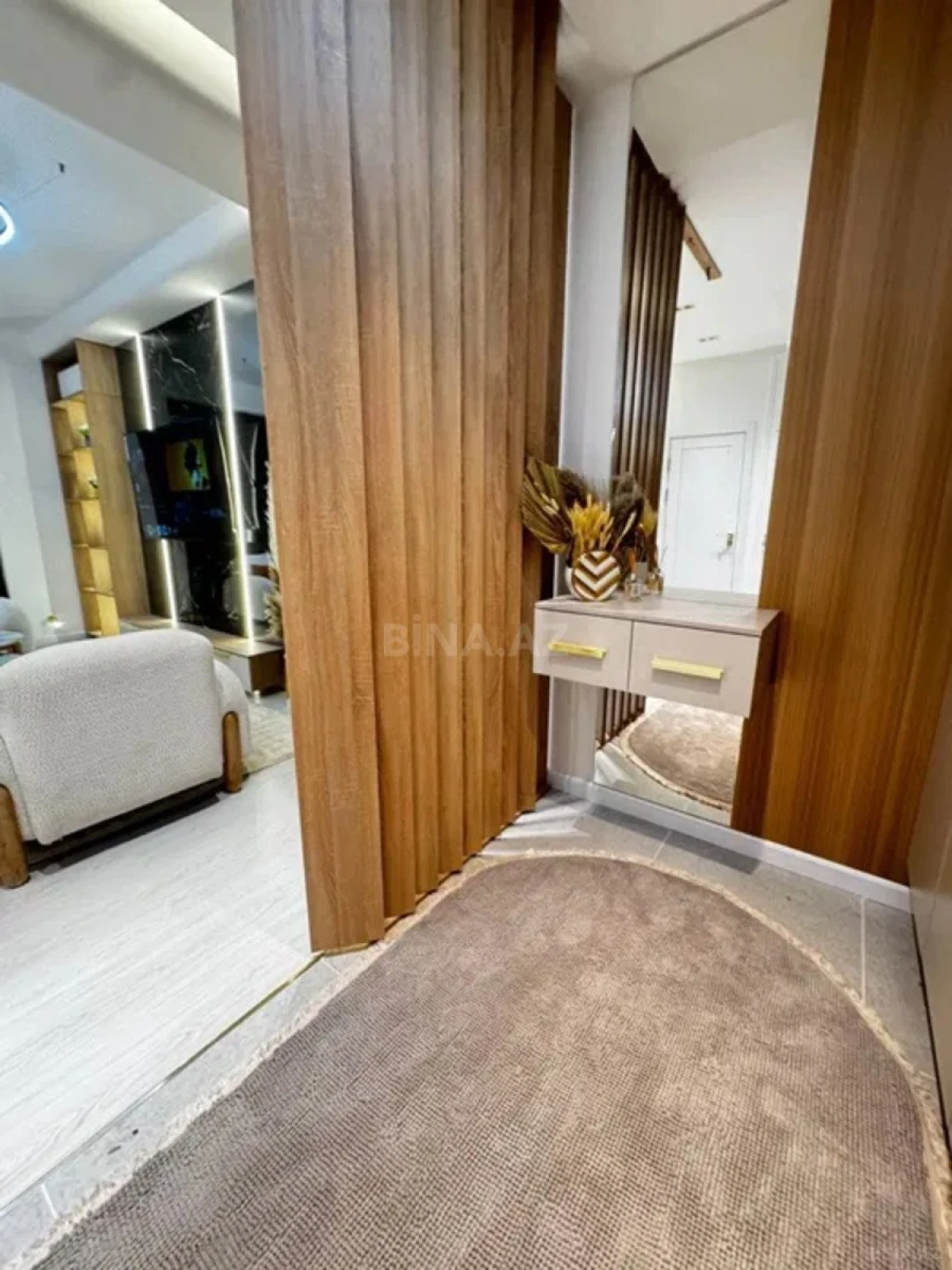 Kirayə verilir 3 otaqlı mənzil 100 m²