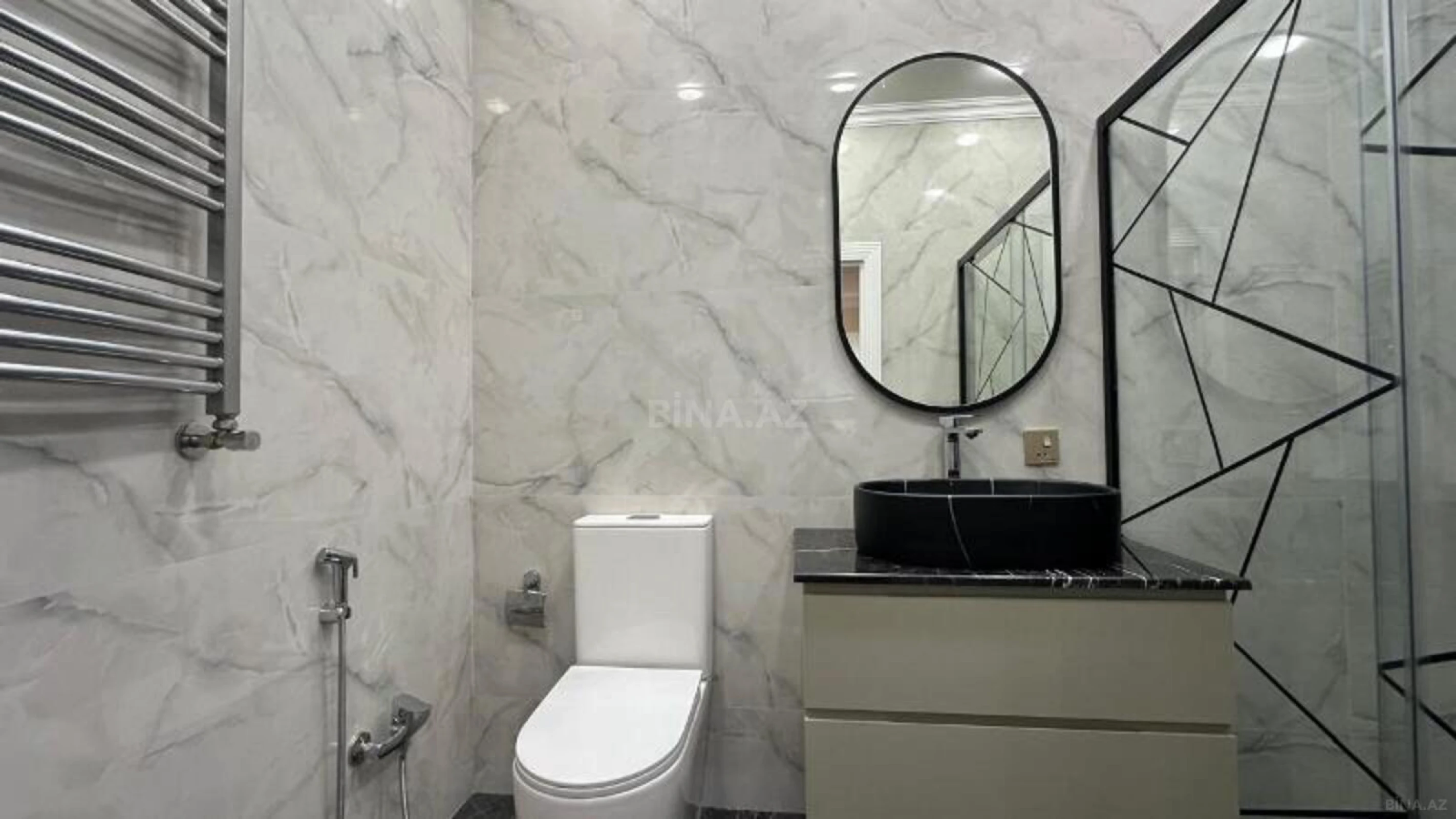 Satılır 2 otaqlı mənzil 66 m²