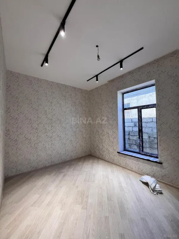 Satılır 4 otaqlı həyət evi 130 m²