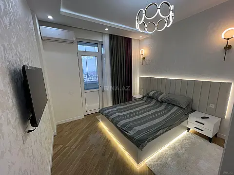 Kirayə verilir 3 otaqlı mənzil 115 m²