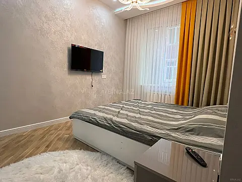 Kirayə verilir 3 otaqlı mənzil 115 m²