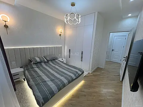 Kirayə verilir 3 otaqlı mənzil 115 m²