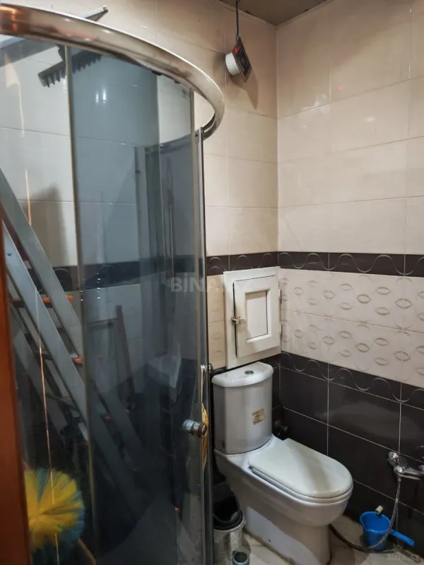 Satılır 3 otaqlı mənzil 140 m²