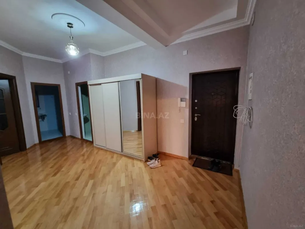 Kirayə verilir 2 otaqlı mənzil 100 m²