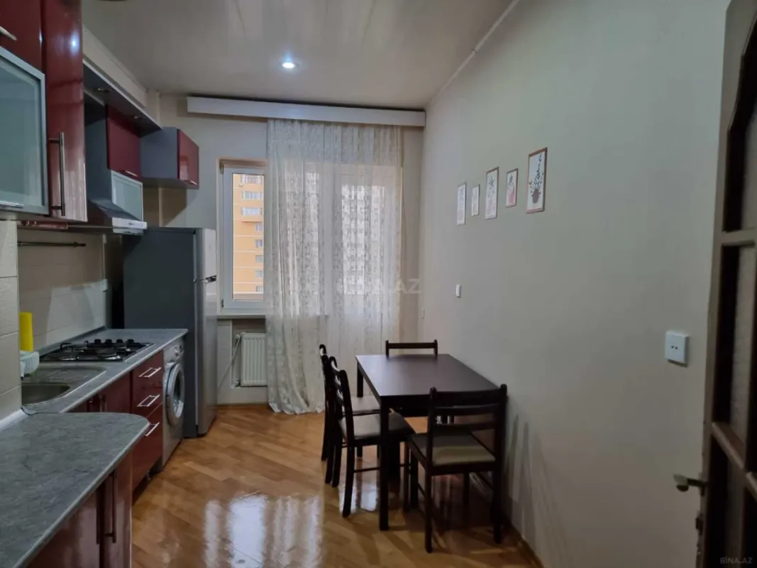 Kirayə verilir 2 otaqlı mənzil 100 m²