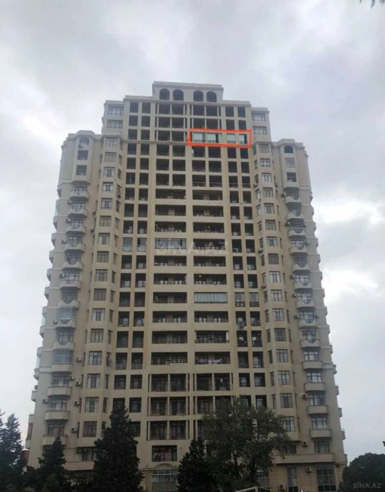 Satılır 3 otaqlı mənzil 110 m²