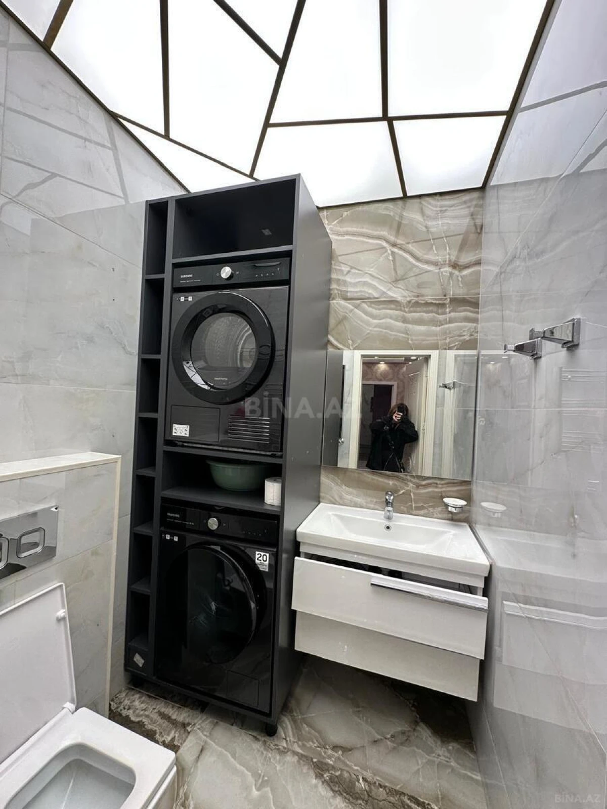 Kirayə verilir 3 otaqlı mənzil 110 m²