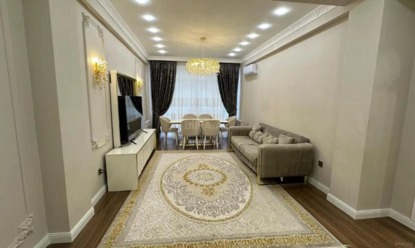 Satılır 2 otaqlı mənzil 82 m²