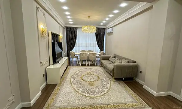 Satılır 2 otaqlı mənzil 82 m² — Bakı, 8-ci kilometr 2 otaq 82.00 m²