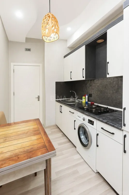 Satılır 2 otaqlı mənzil 76 m²