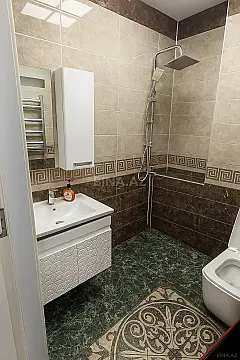 Satılır 2 otaqlı mənzil 76 m²