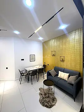 Satılır 3 otaqlı mənzil 118 m²