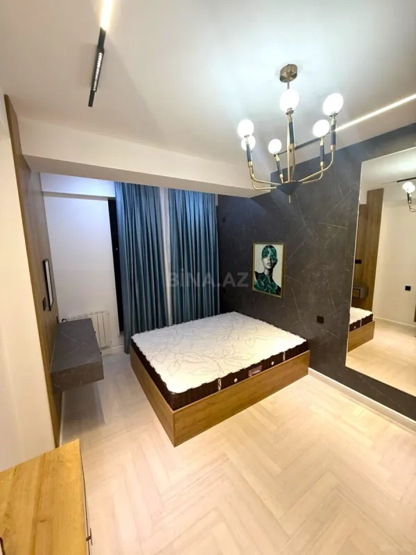 Satılır 3 otaqlı mənzil 118 m²