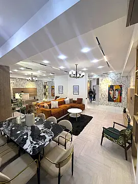 Satılır 3 otaqlı mənzil 118 m²