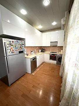 Satılır 3 otaqlı mənzil 110 m²