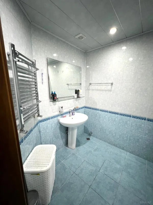 Satılır 3 otaqlı mənzil 110 m²
