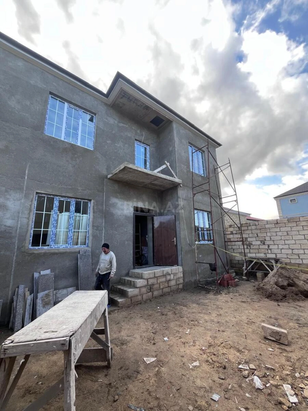 Satılır 4 otaqlı həyət evi 200 m²