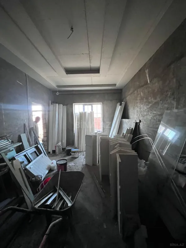 Satılır 4 otaqlı həyət evi 200 m²