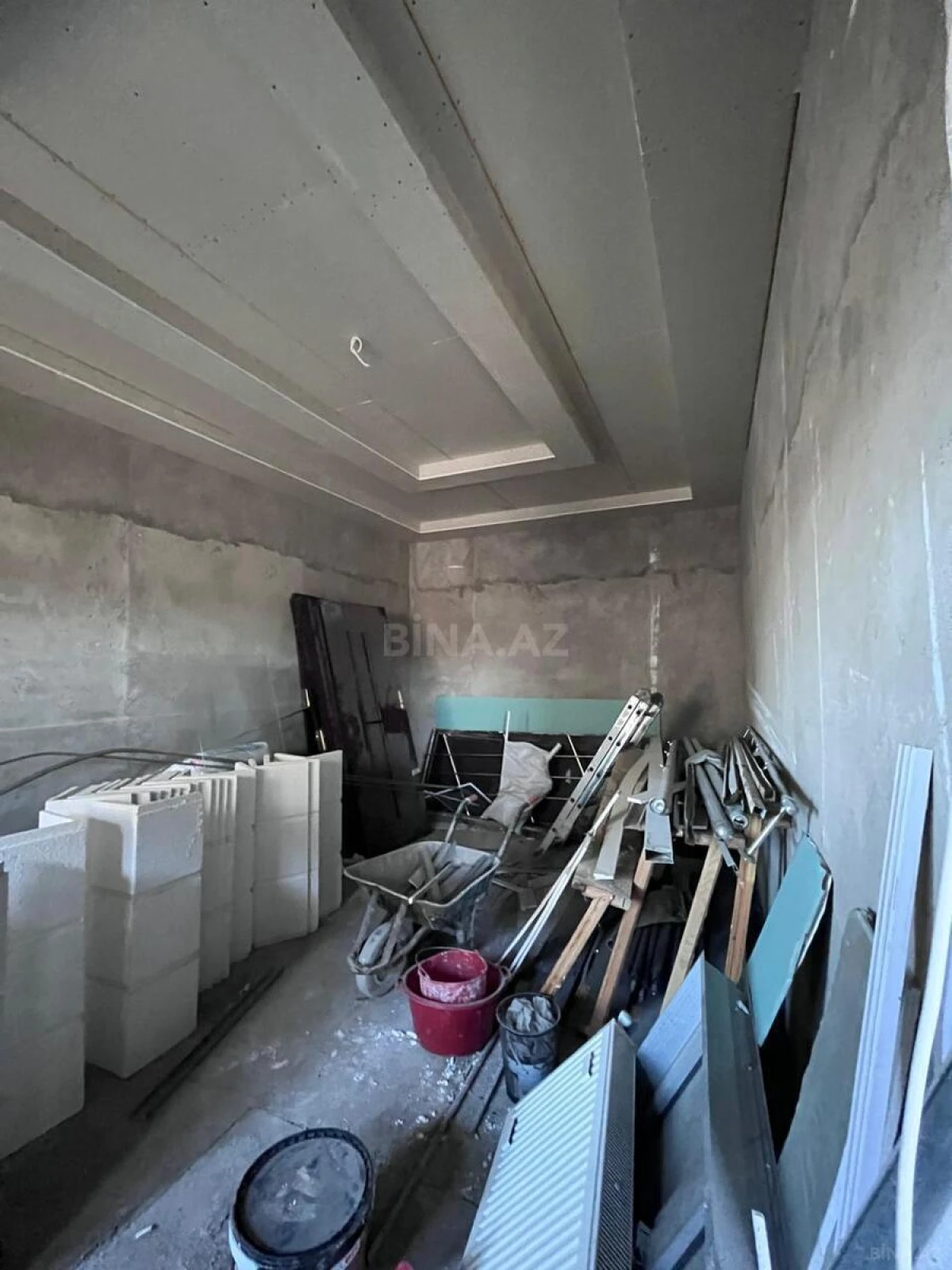 Satılır 4 otaqlı həyət evi 200 m²