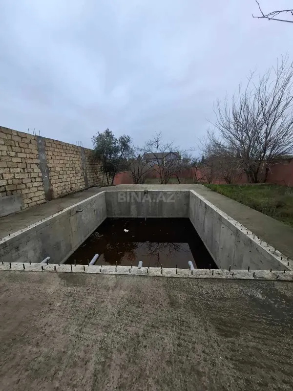 Satılır 4 otaqlı həyət evi 200 m²