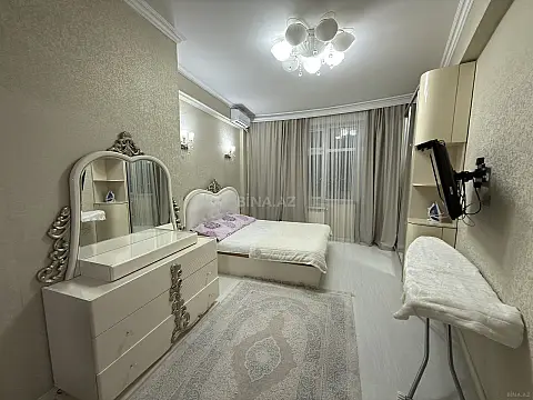 Kirayə verilir 2 otaqlı mənzil 95 m²