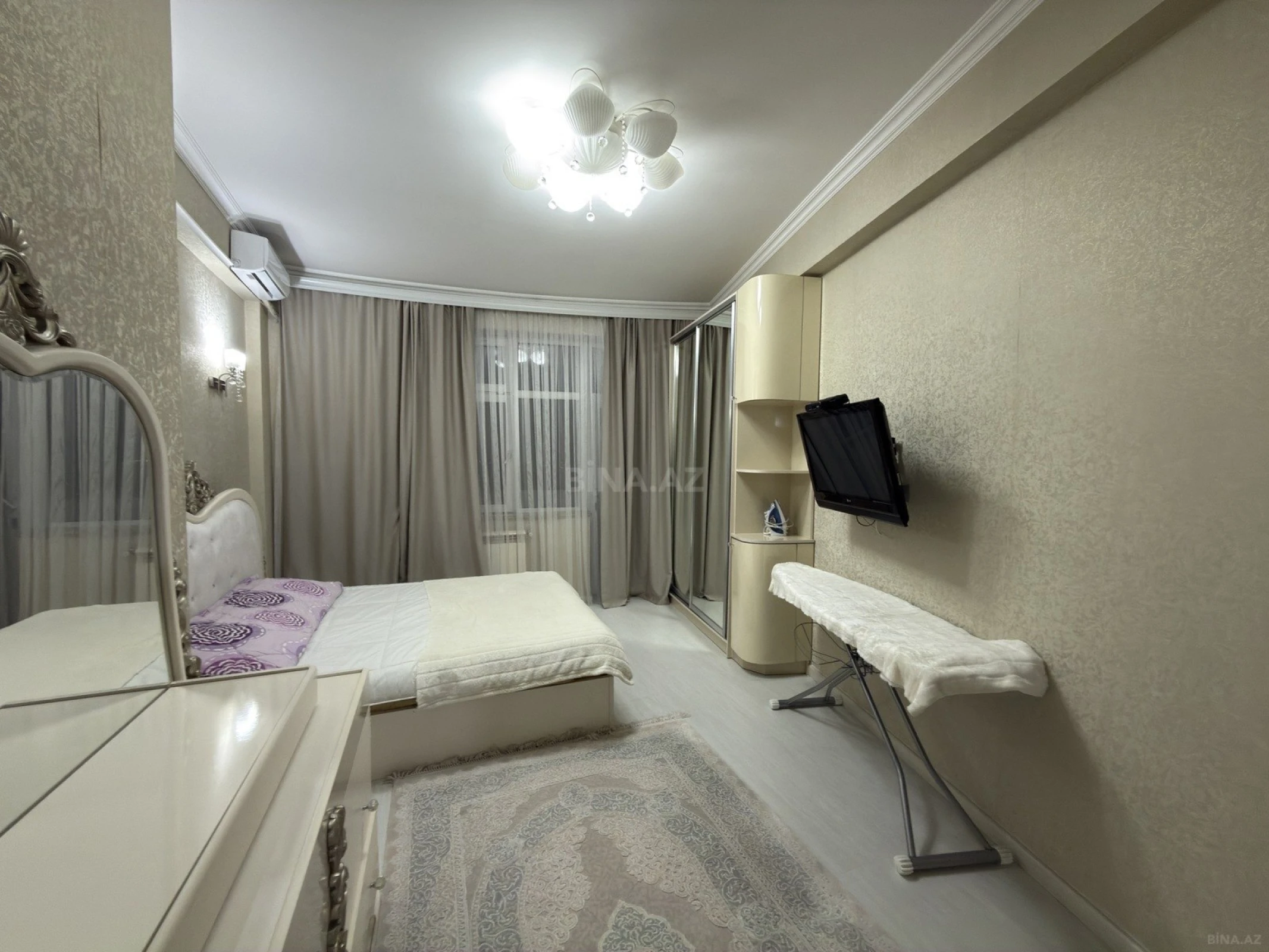 Kirayə verilir 2 otaqlı mənzil 95 m²